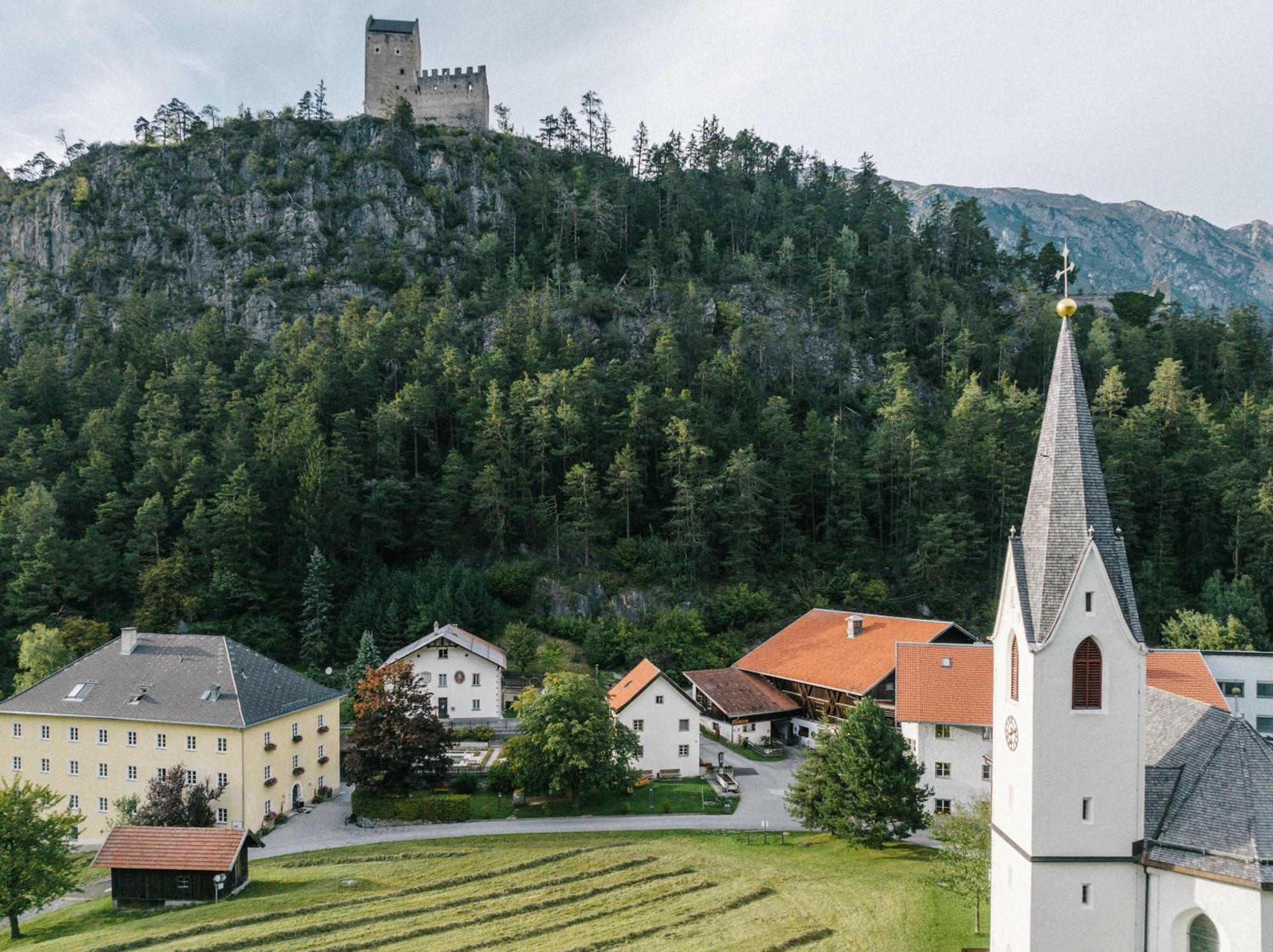 Klostergut Kronburg Zams Exteriör bild